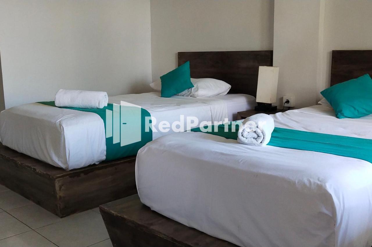 Pondok Sentana Guest House At Jalan Raya Uluwatu Redpartner Ungasan Exterior foto